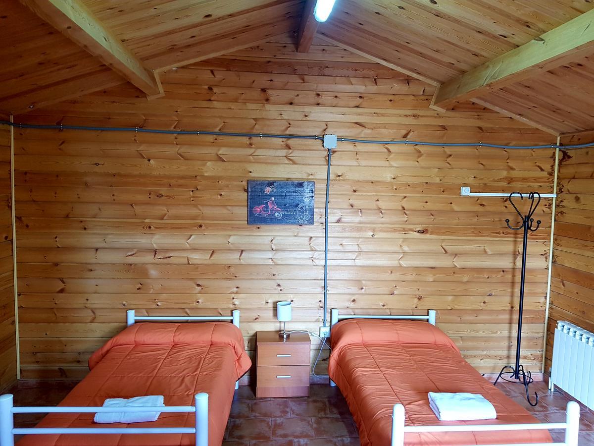 Camping Ruta Del Purche โมนาชิล ห้อง รูปภาพ